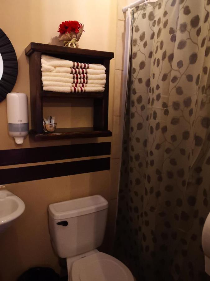 Hotel San Judas Tadeo Garden Антигуа-Гватемала Экстерьер фото