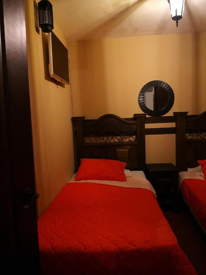 Hotel San Judas Tadeo Garden Антигуа-Гватемала Экстерьер фото